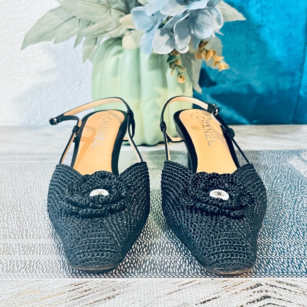 CHANEL midnight blue Slingback Heels - Picture 9 of 16